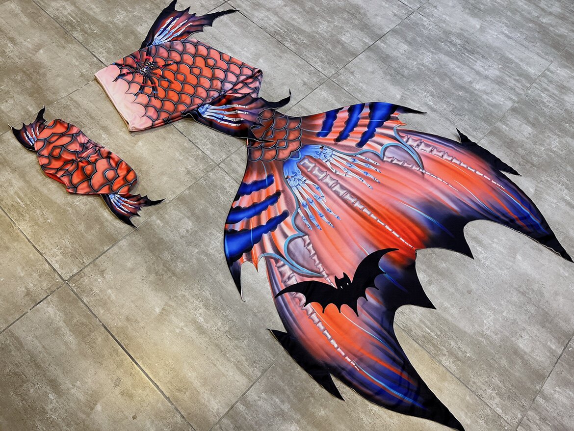 Original Male And Female Merma - đánh giá và giá Aquarium & Marine Museum Ums