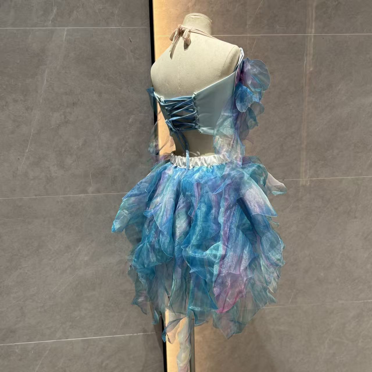 Mermaid Water Dance Skirt Prin - đánh giá và giá Aquarium & Marine Museum Ums